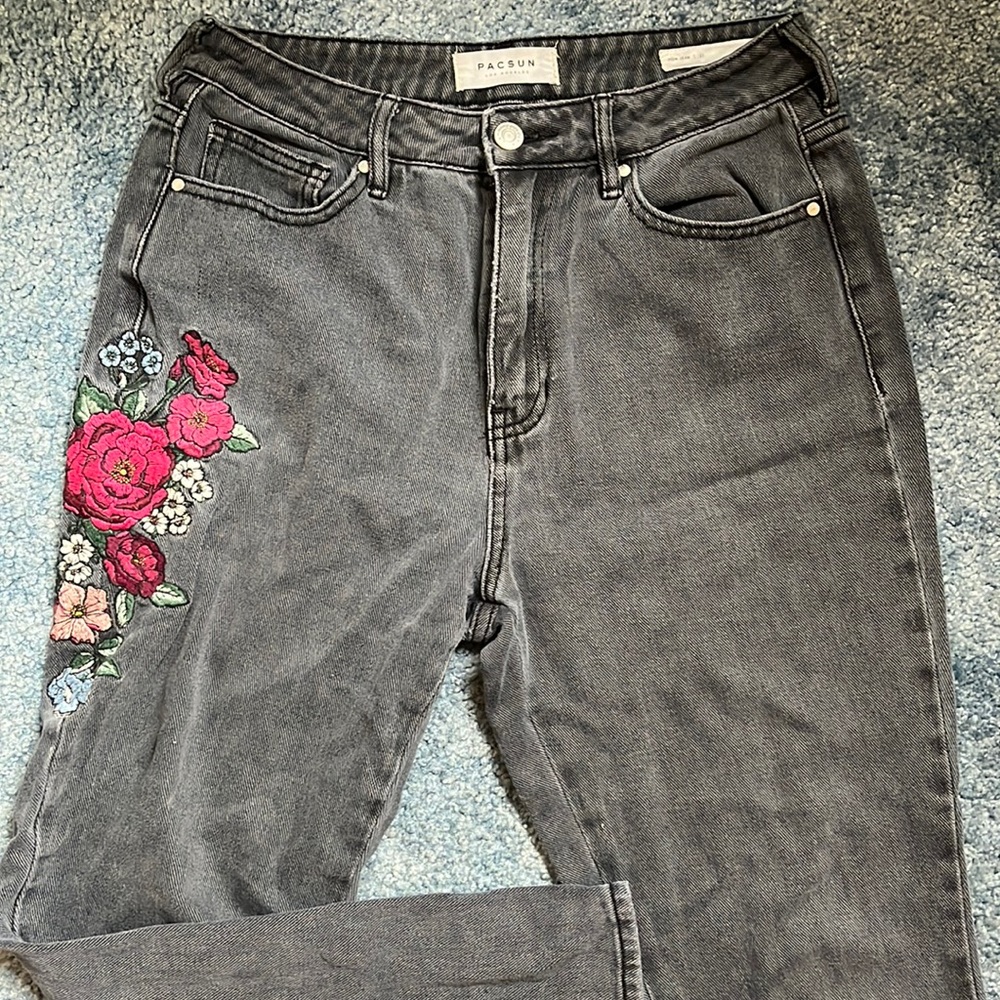 Pacsun mom jeans with floral embroidery